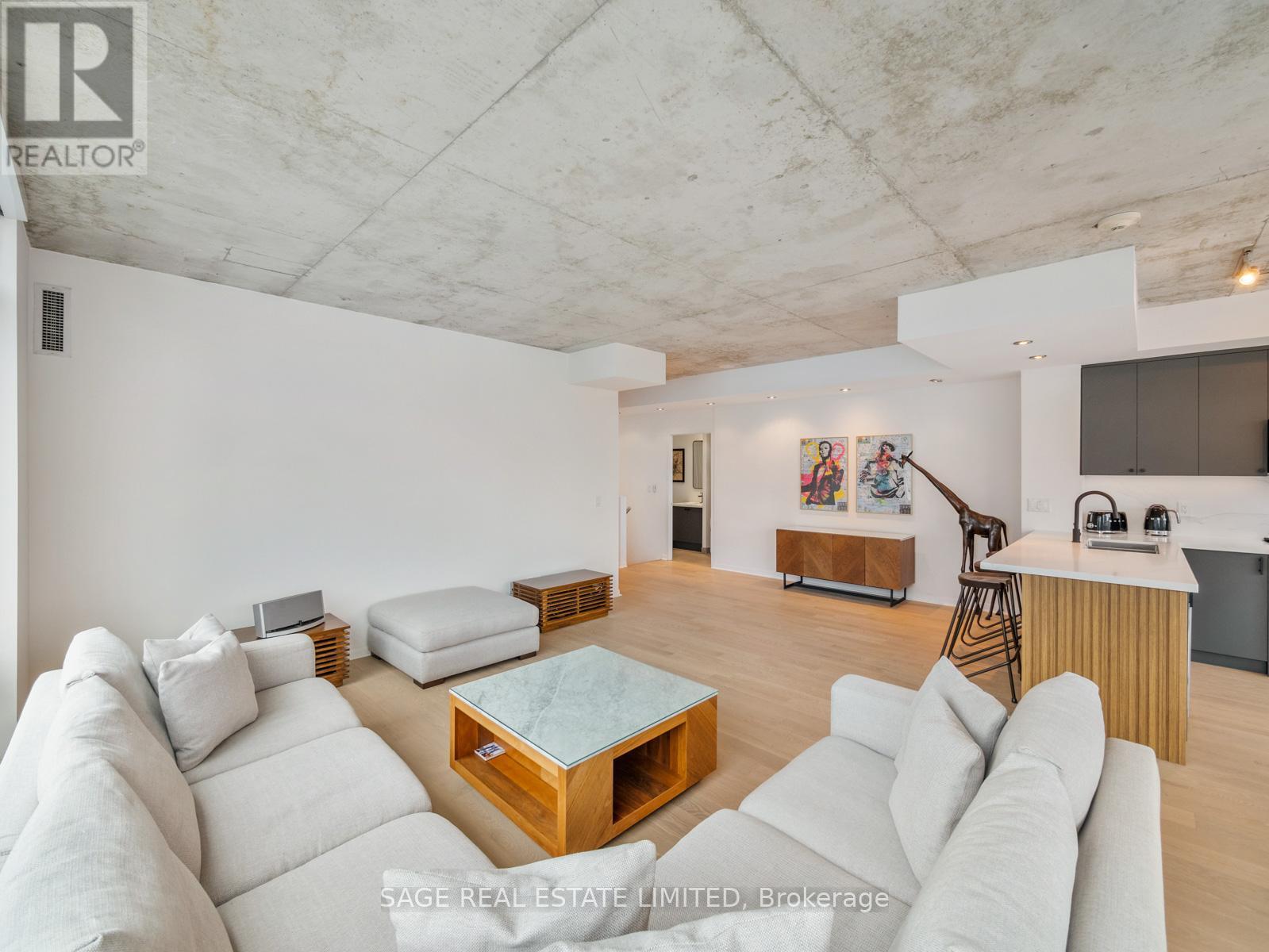 1204 - 333 Adelaide Street E, Toronto, ON - Indoor Photo Showing Living Room