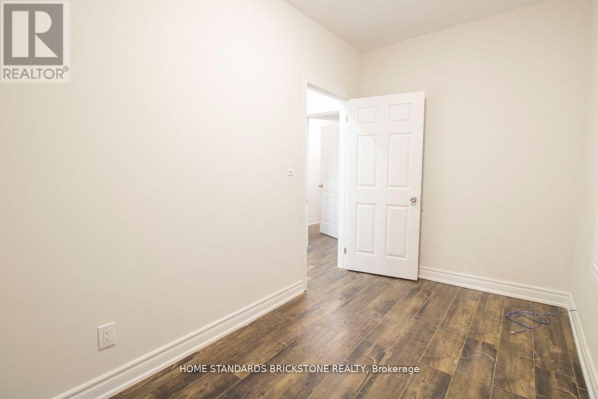 Main - 792 Pape Avenue, Toronto, ON - Indoor Photo Showing Other Room