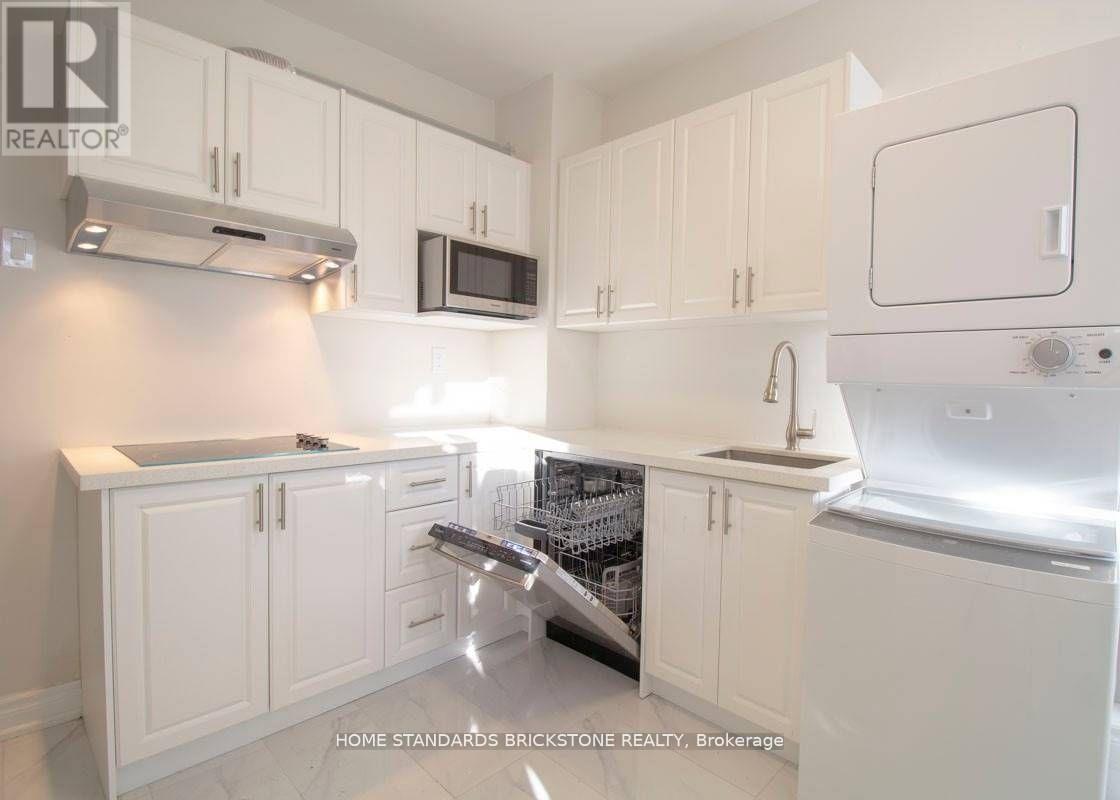 Main - 792 Pape Avenue, Toronto, ON - Indoor Photo Showing Laundry Room