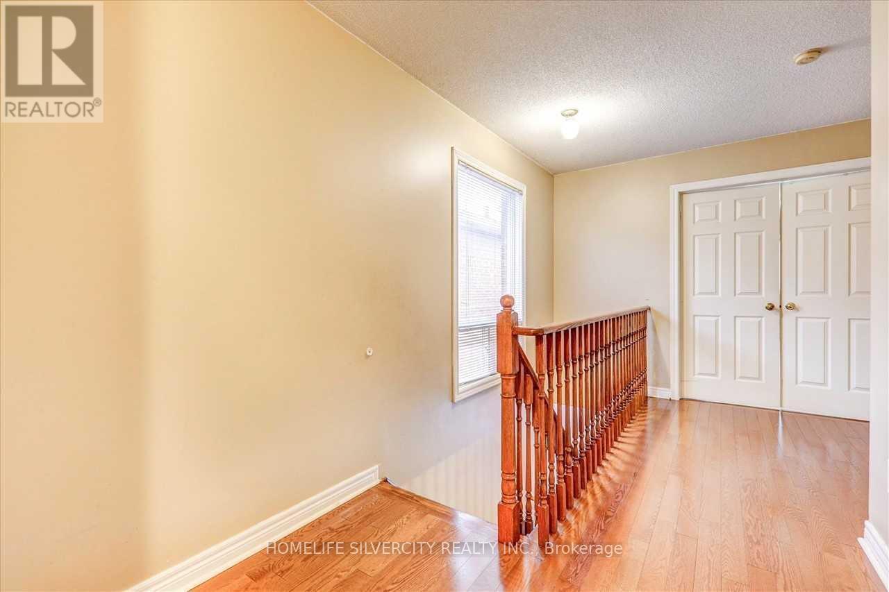 350-A Aylesworth Avenue, Toronto, ON - Indoor Photo Showing Other Room
