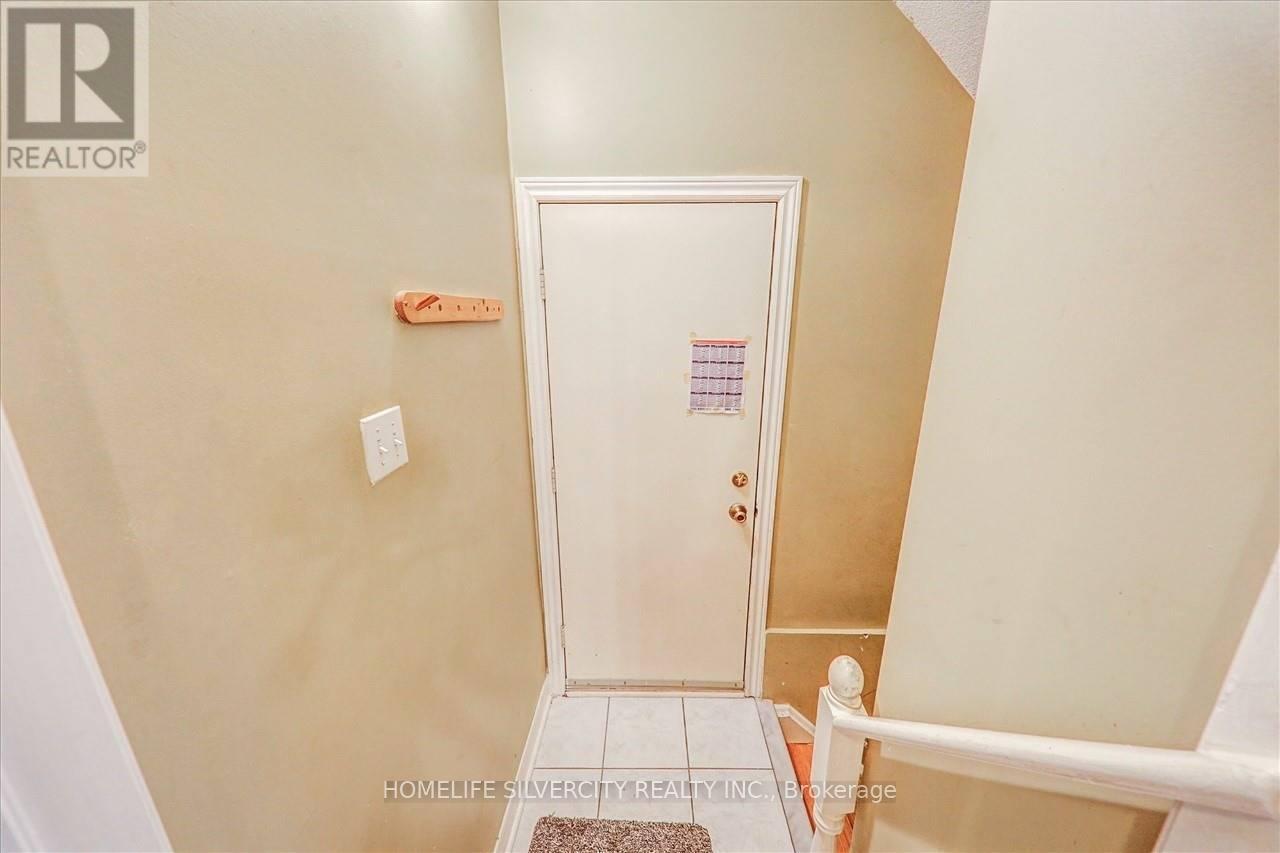 350-A Aylesworth Avenue, Toronto, ON - Indoor