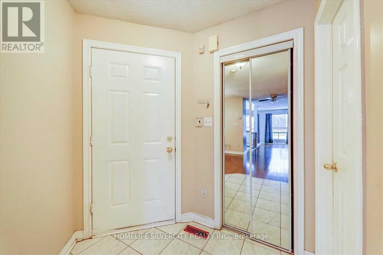350-A Aylesworth Avenue, Toronto, ON - Indoor Photo Showing Other Room