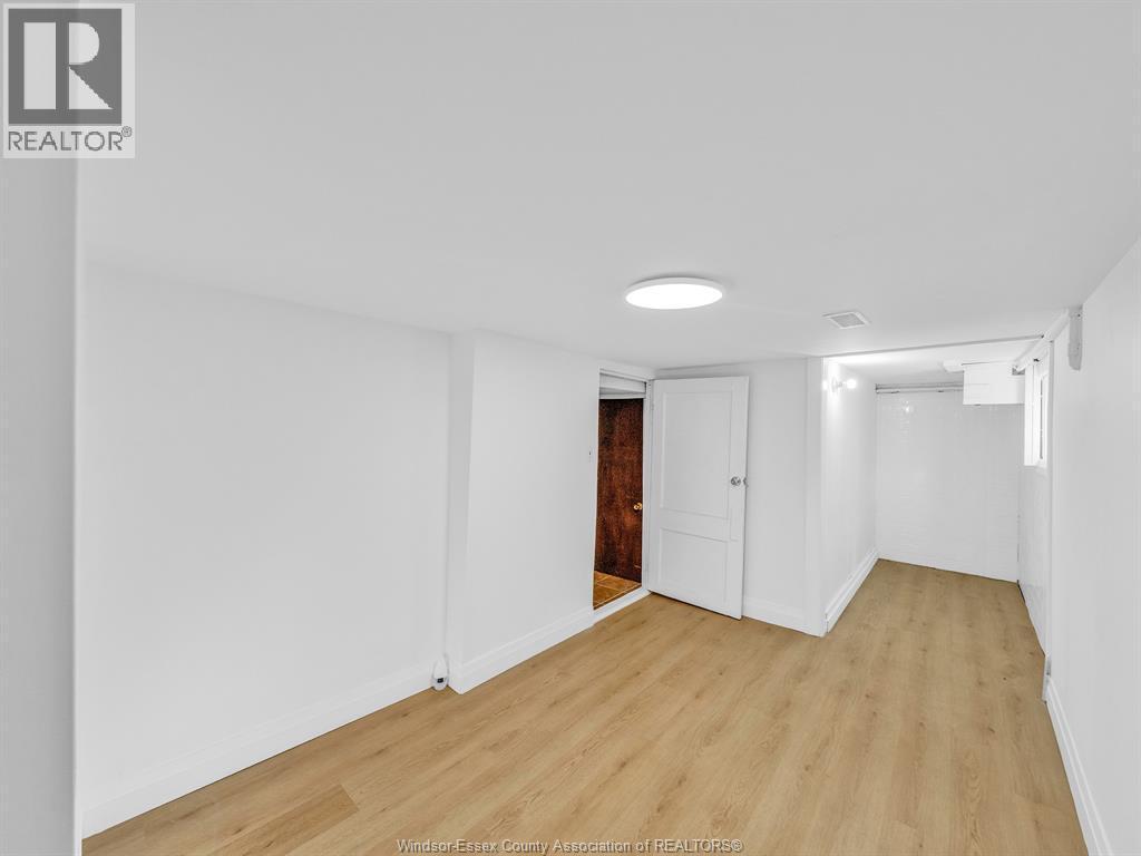 427 Indian, Windsor, ON - Indoor Photo Showing Other Room