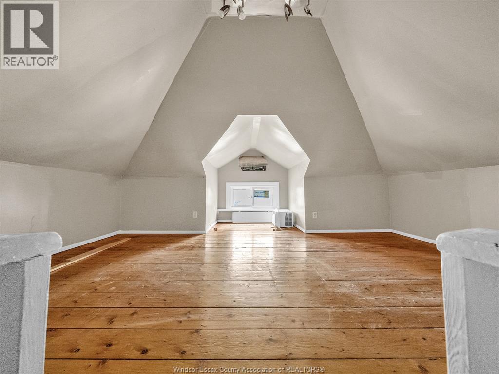 427 Indian, Windsor, ON - Indoor Photo Showing Other Room