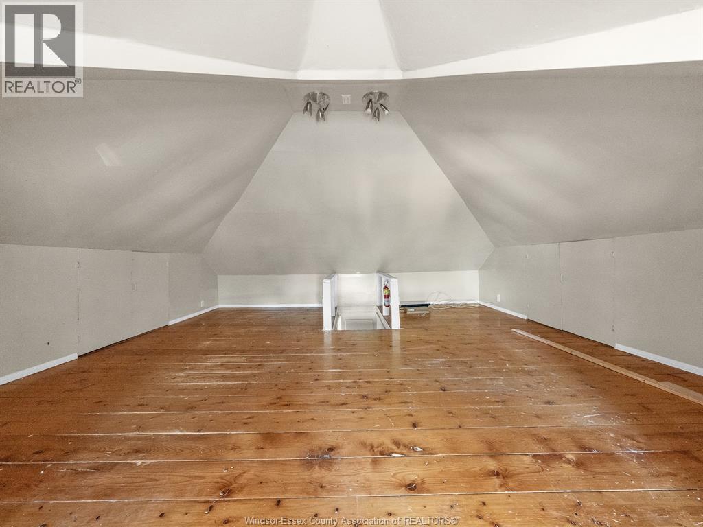 427 Indian, Windsor, ON - Indoor Photo Showing Other Room