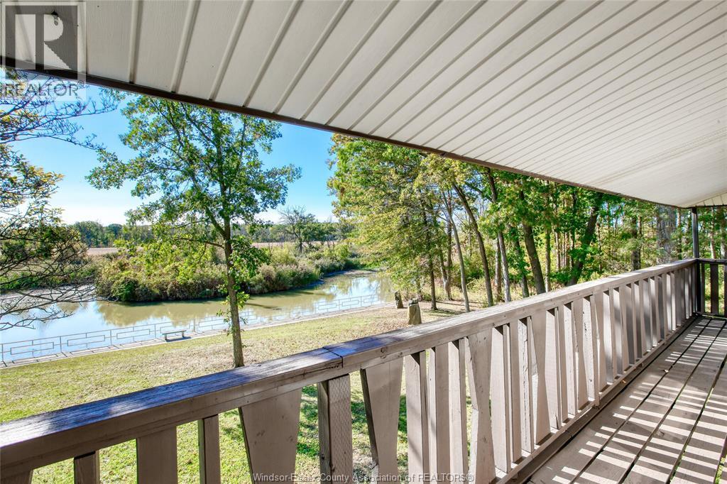 5938 Concession 5 North, Amherstburg, ON - Outdoor With Deck Patio Veranda