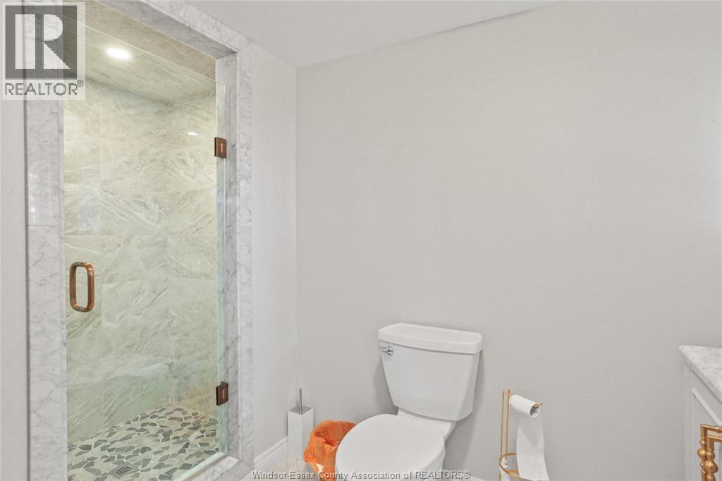 5938 Concession 5 North, Amherstburg, ON - Indoor Photo Showing Bathroom