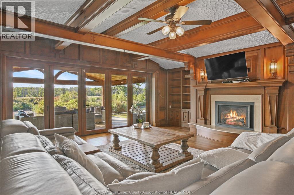 5938 Concession 5 North, Amherstburg, ON - Indoor Photo Showing Living Room With Fireplace