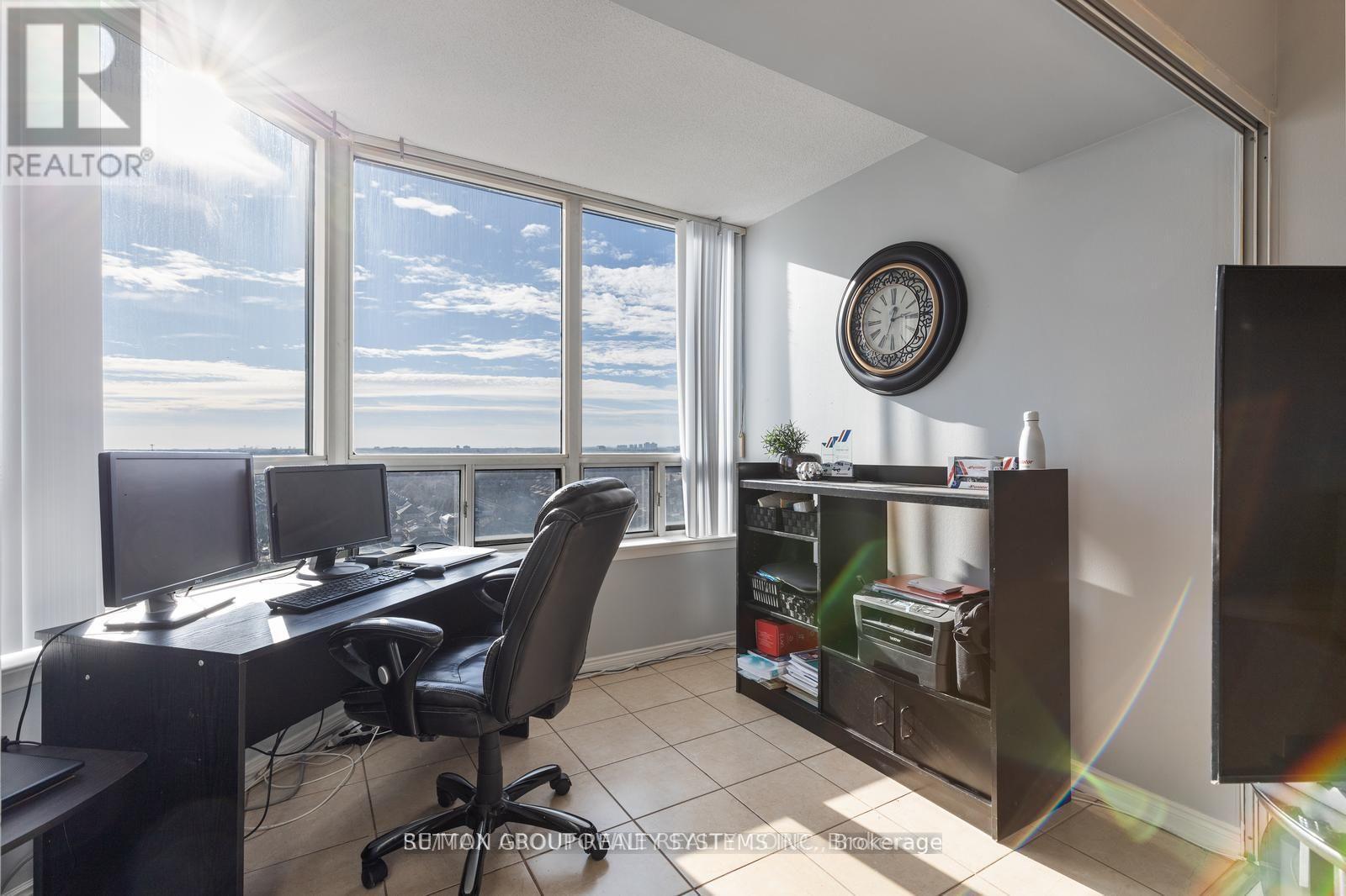 1805 - 135 Hillcrest Avenue, Mississauga, ON - Indoor Photo Showing Office