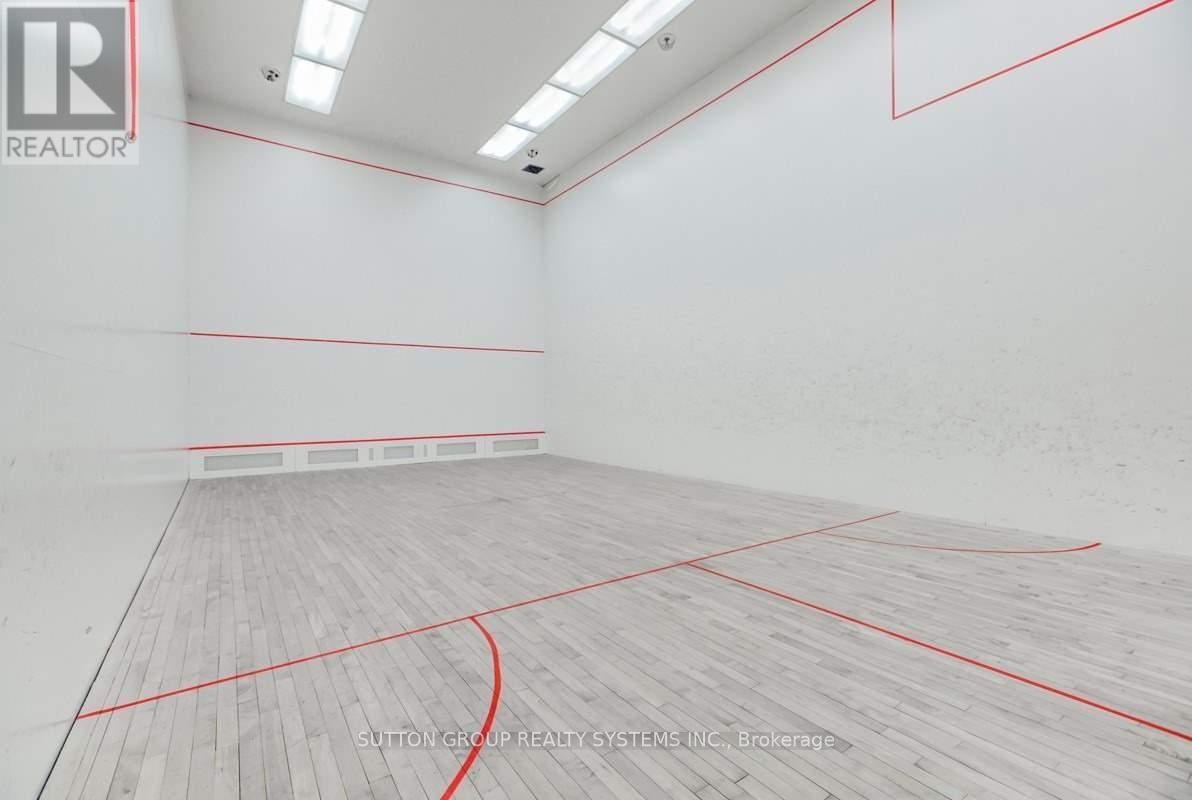 1805 - 135 Hillcrest Avenue, Mississauga, ON - Indoor Photo Showing Other Room