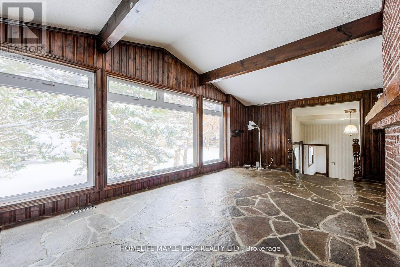 253048 9Th Line, Amaranth, ON - Indoor Photo Showing Other Room