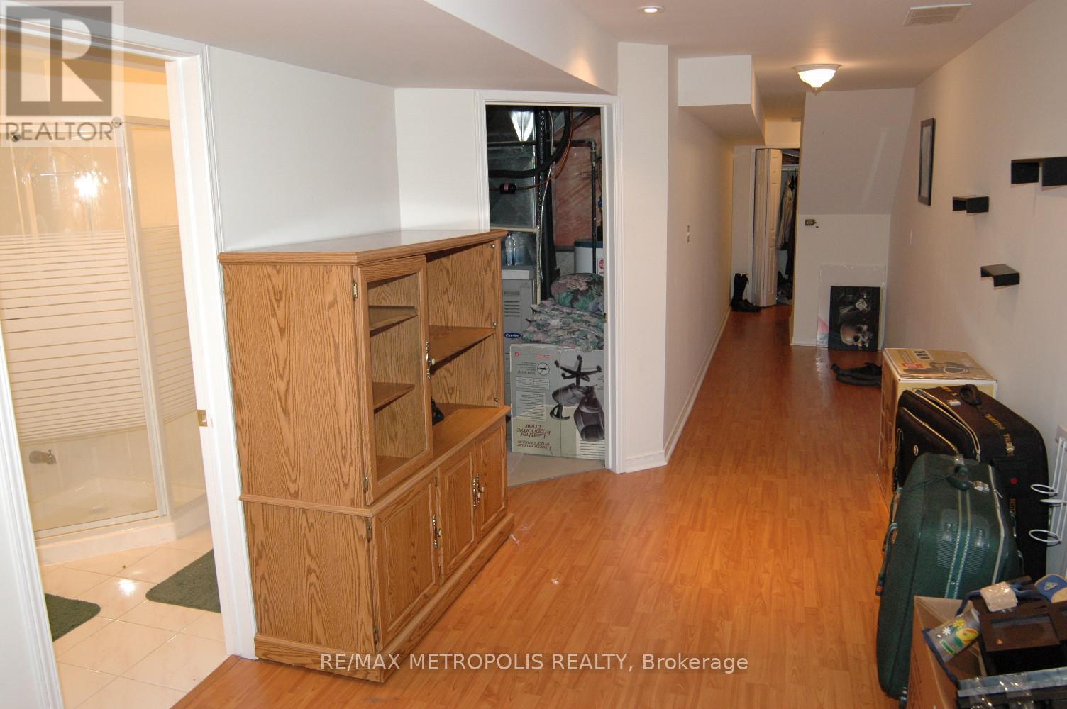 C17 - 619 Wild Ginger Avenue, Waterloo, ON - Indoor Photo Showing Other Room