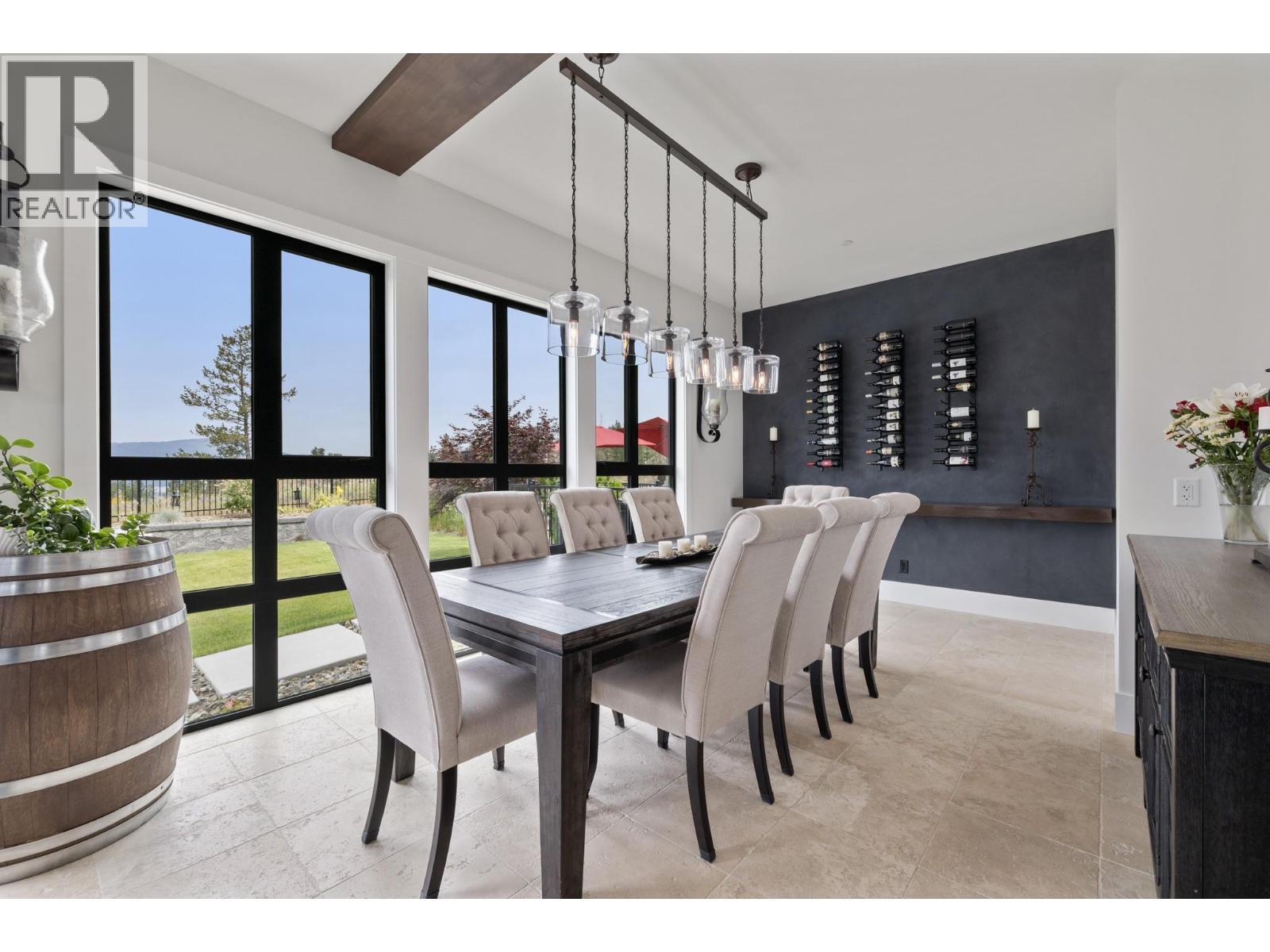 9532 Benchland Drive, Lake Country, BC - Indoor Photo Showing Dining Room