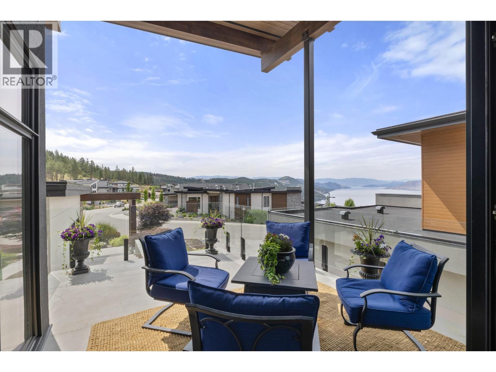 9532 Benchland Drive, Lake Country, BC - Outdoor With Body Of Water With View With Exterior