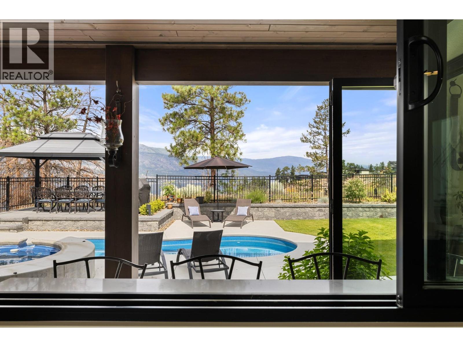 9532 Benchland Drive, Lake Country, BC - Outdoor With In Ground Pool