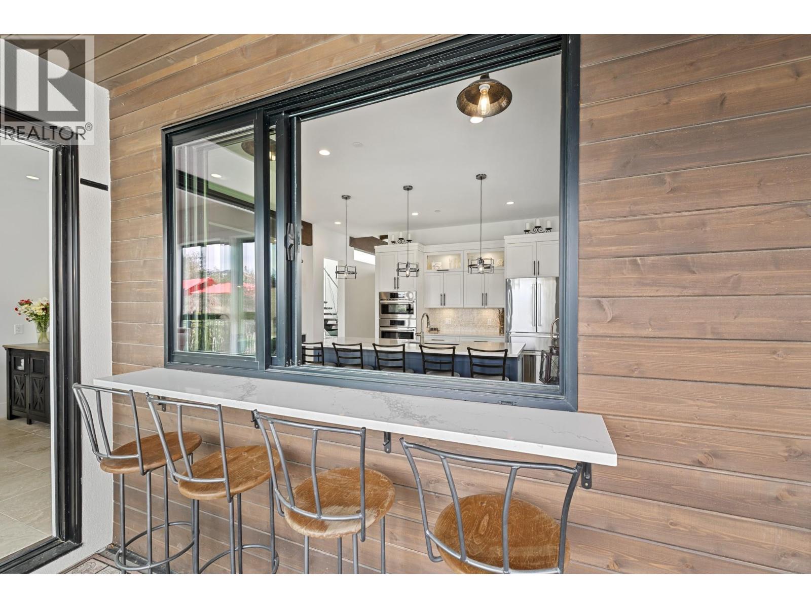 9532 Benchland Drive, Lake Country, BC - Photo Showing Other Room