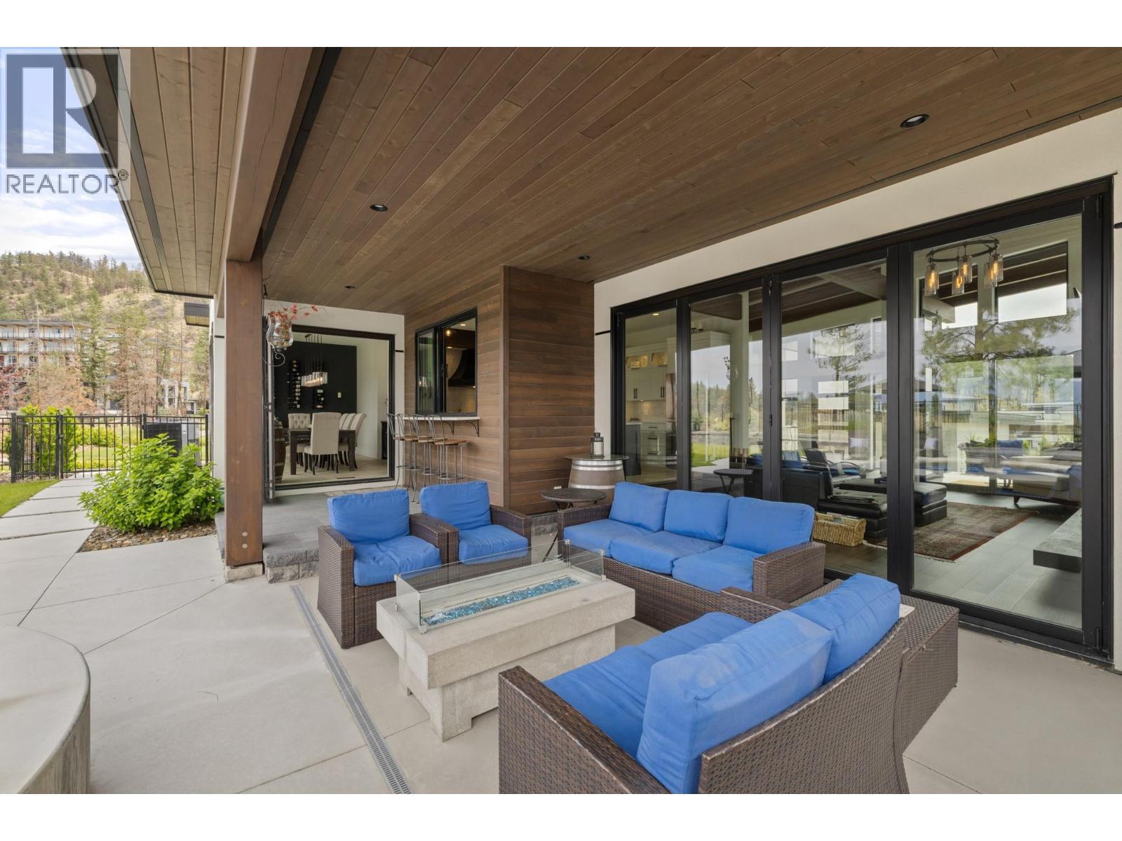 9532 Benchland Drive, Lake Country, BC - Outdoor With Deck Patio Veranda With Exterior