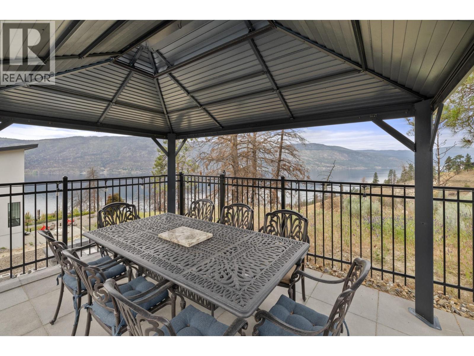 9532 Benchland Drive, Lake Country, BC - Outdoor With Deck Patio Veranda With Exterior
