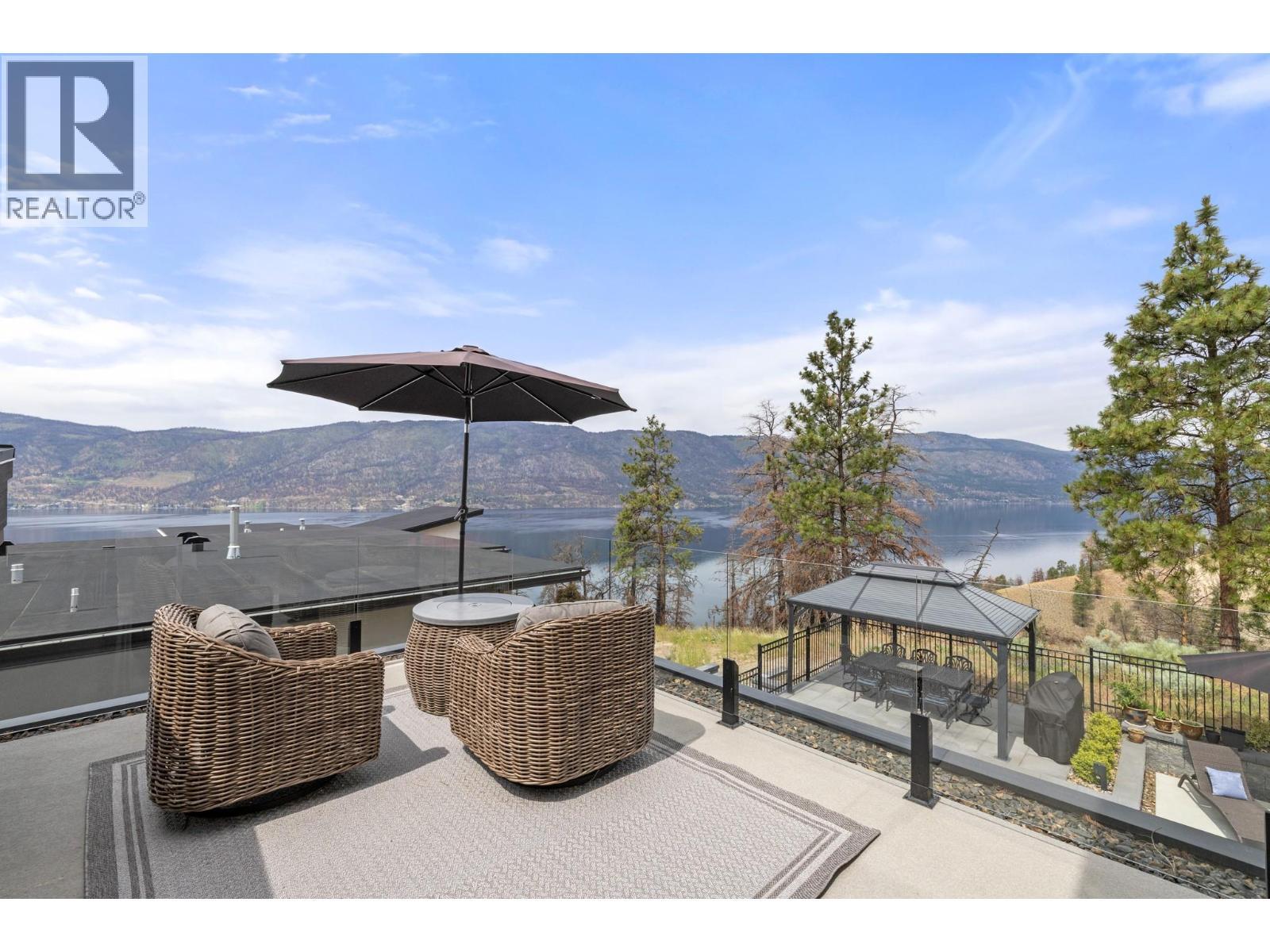 9532 Benchland Drive, Lake Country, BC - Outdoor With Body Of Water