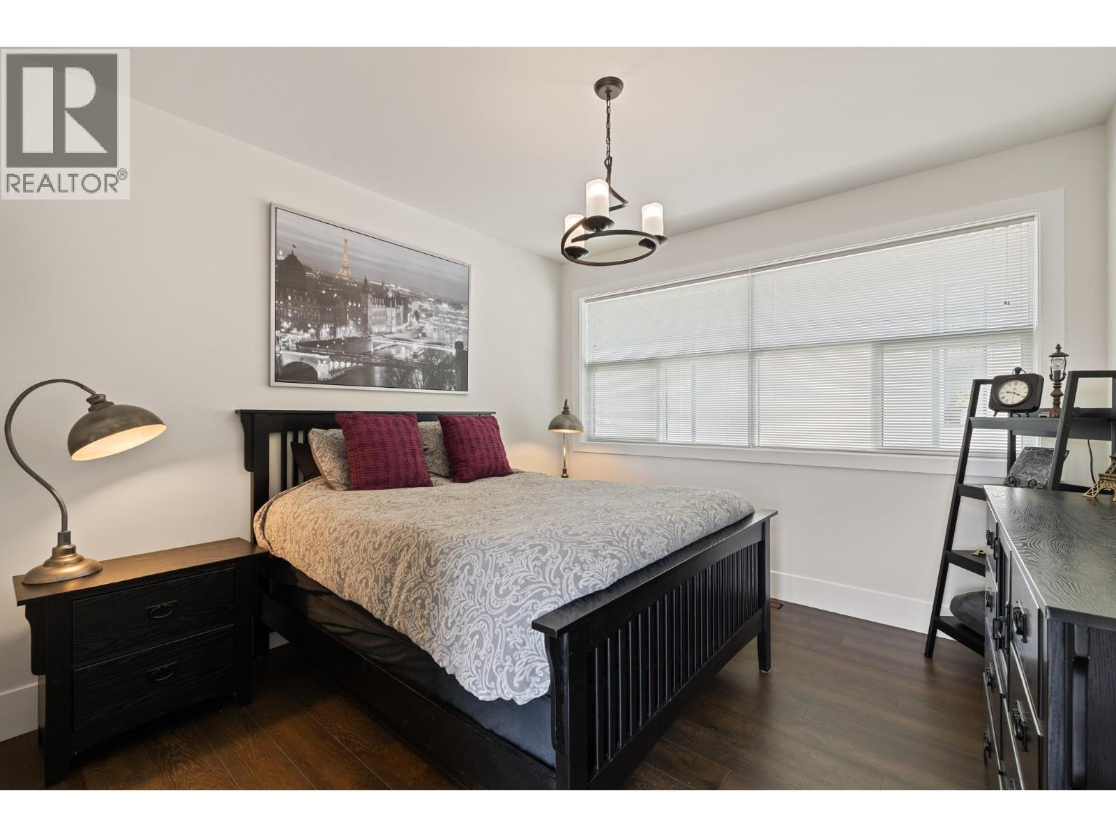 9532 Benchland Drive, Lake Country, BC - Indoor Photo Showing Bedroom