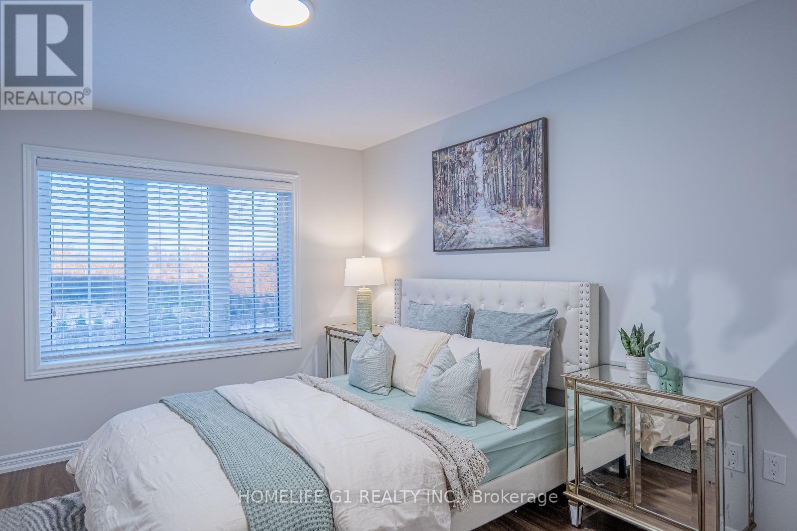 385 Threshing Mill Boulevard, Oakville, ON - Indoor Photo Showing Bedroom