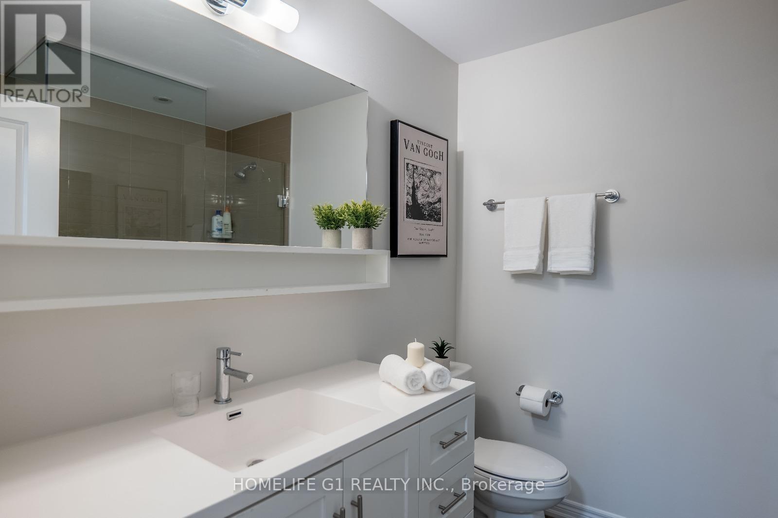 385 Threshing Mill Boulevard, Oakville, ON - Indoor Photo Showing Bathroom