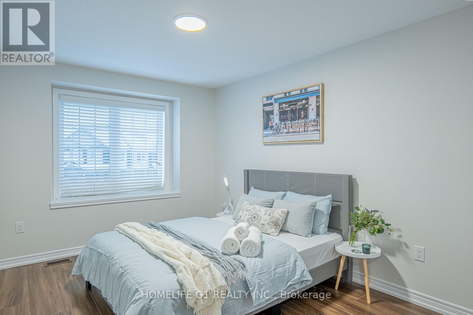 385 Threshing Mill Boulevard, Oakville, ON - Indoor Photo Showing Bedroom