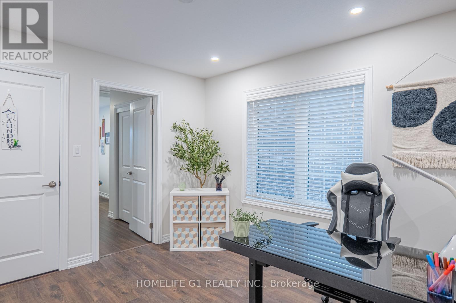 385 Threshing Mill Boulevard, Oakville, ON - Indoor Photo Showing Office