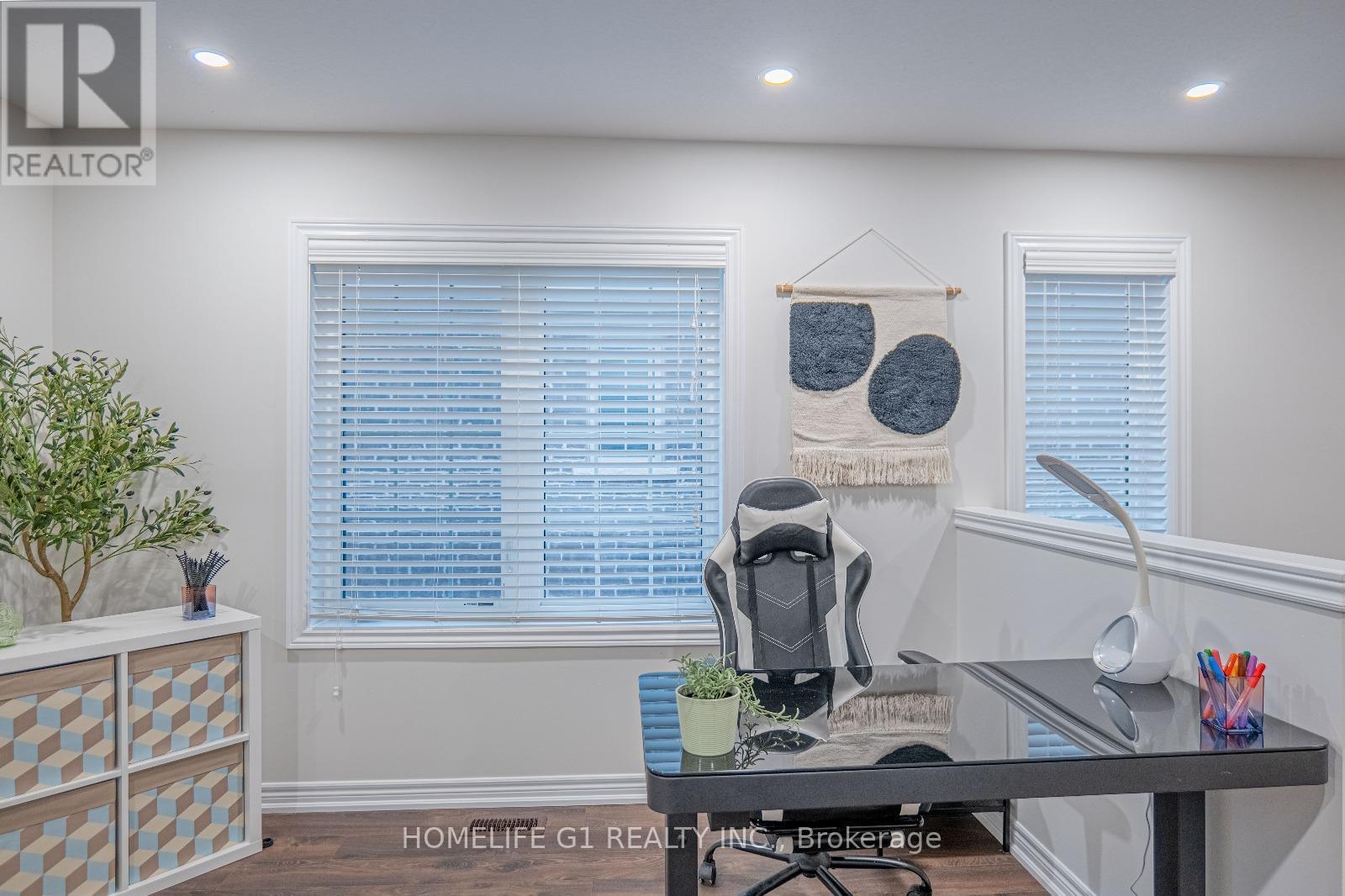 385 Threshing Mill Boulevard, Oakville, ON - Indoor Photo Showing Office