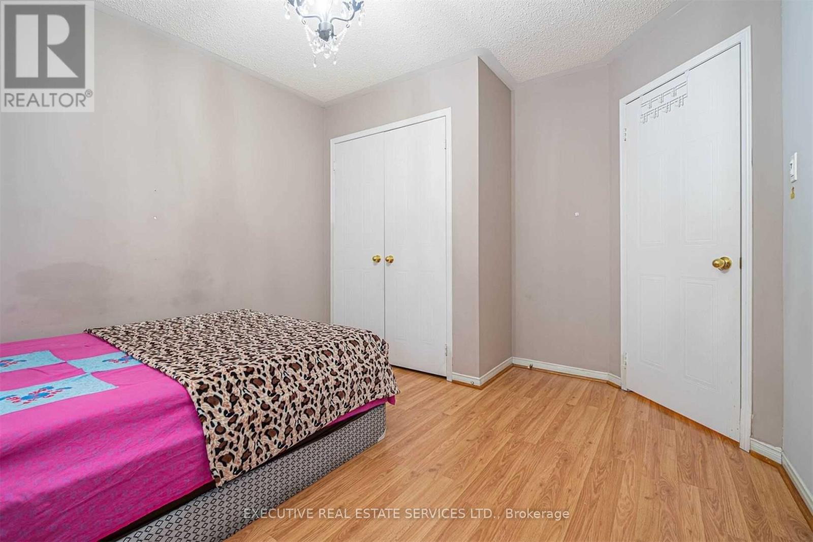 141 Chipmunk Crescent, Brampton, ON - Indoor Photo Showing Bedroom