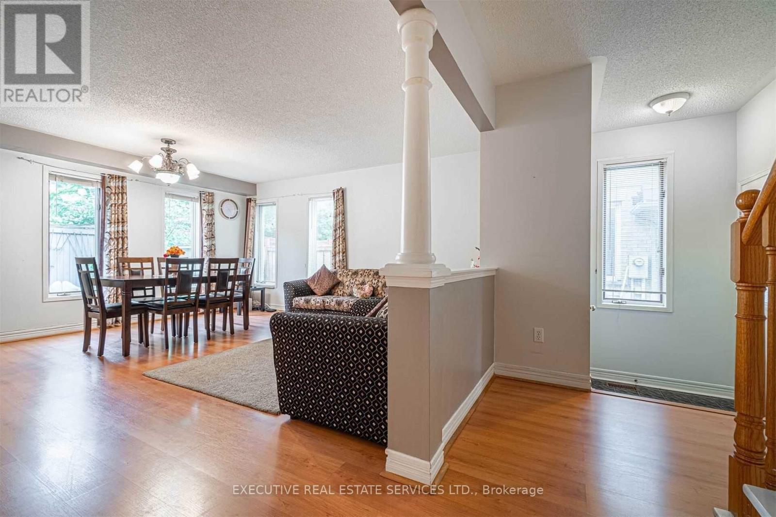 141 Chipmunk Crescent, Brampton, ON - Indoor