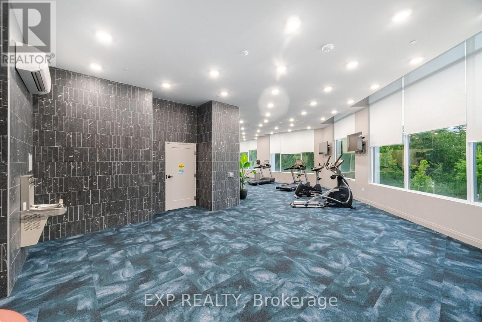 903 - 71 Wyndham Street S, Guelph, ON - Indoor