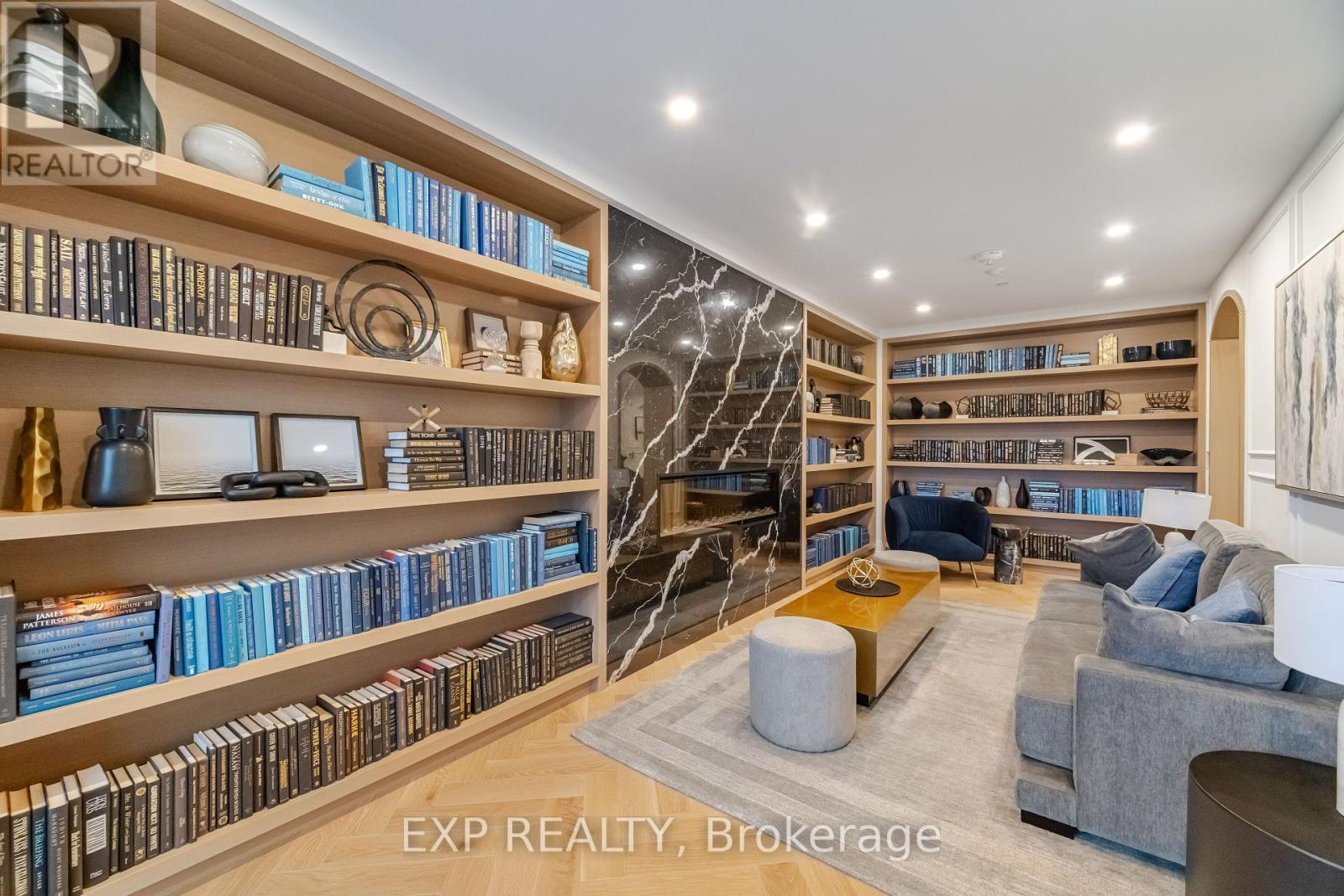 903 - 71 Wyndham Street S, Guelph, ON - Indoor Photo Showing Other Room