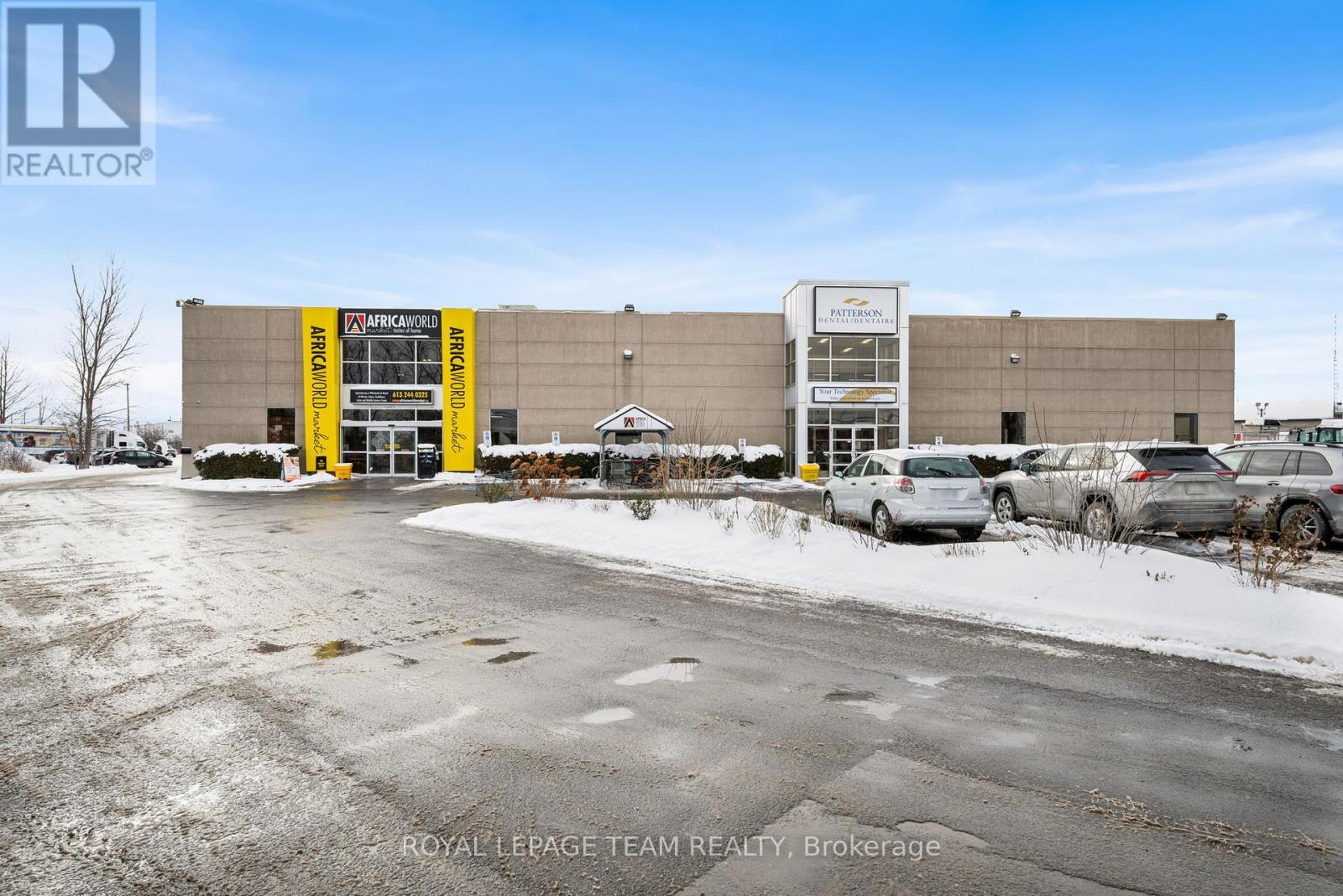 1392 Cyrville Road, Ottawa, ON