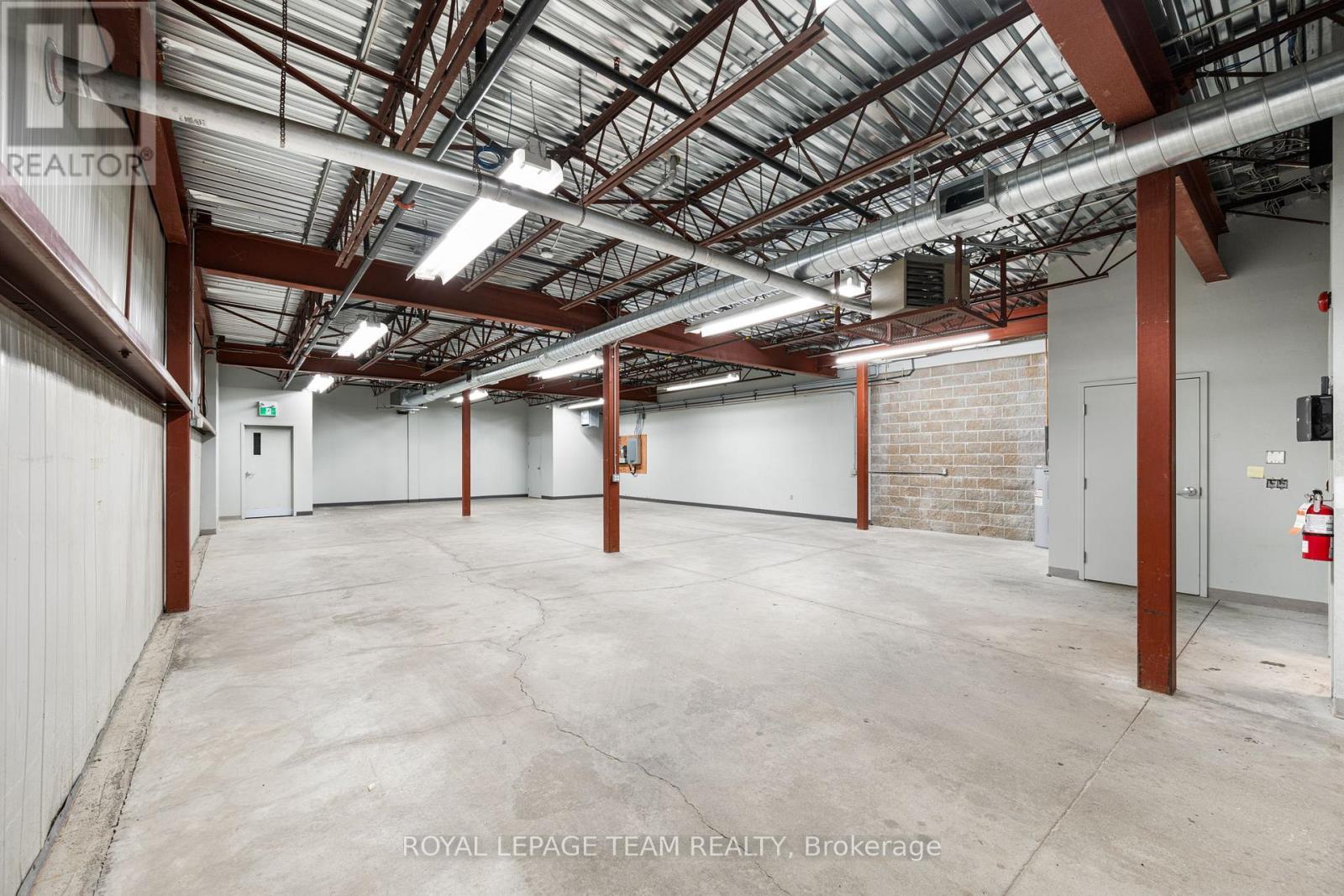 1392 Cyrville Road, Ottawa, ON