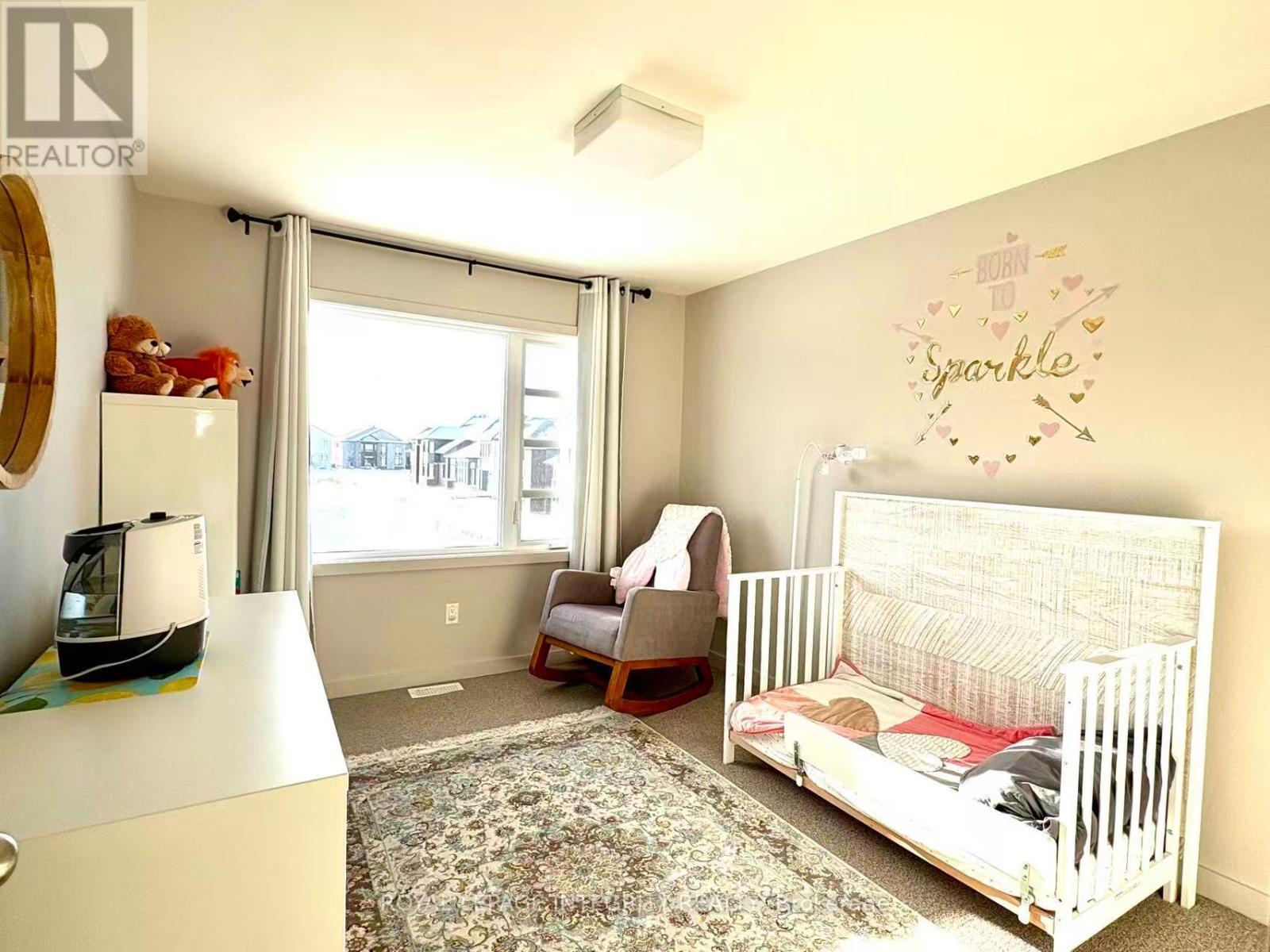 772 Solarium Avenue, Ottawa, ON - Indoor Photo Showing Bedroom