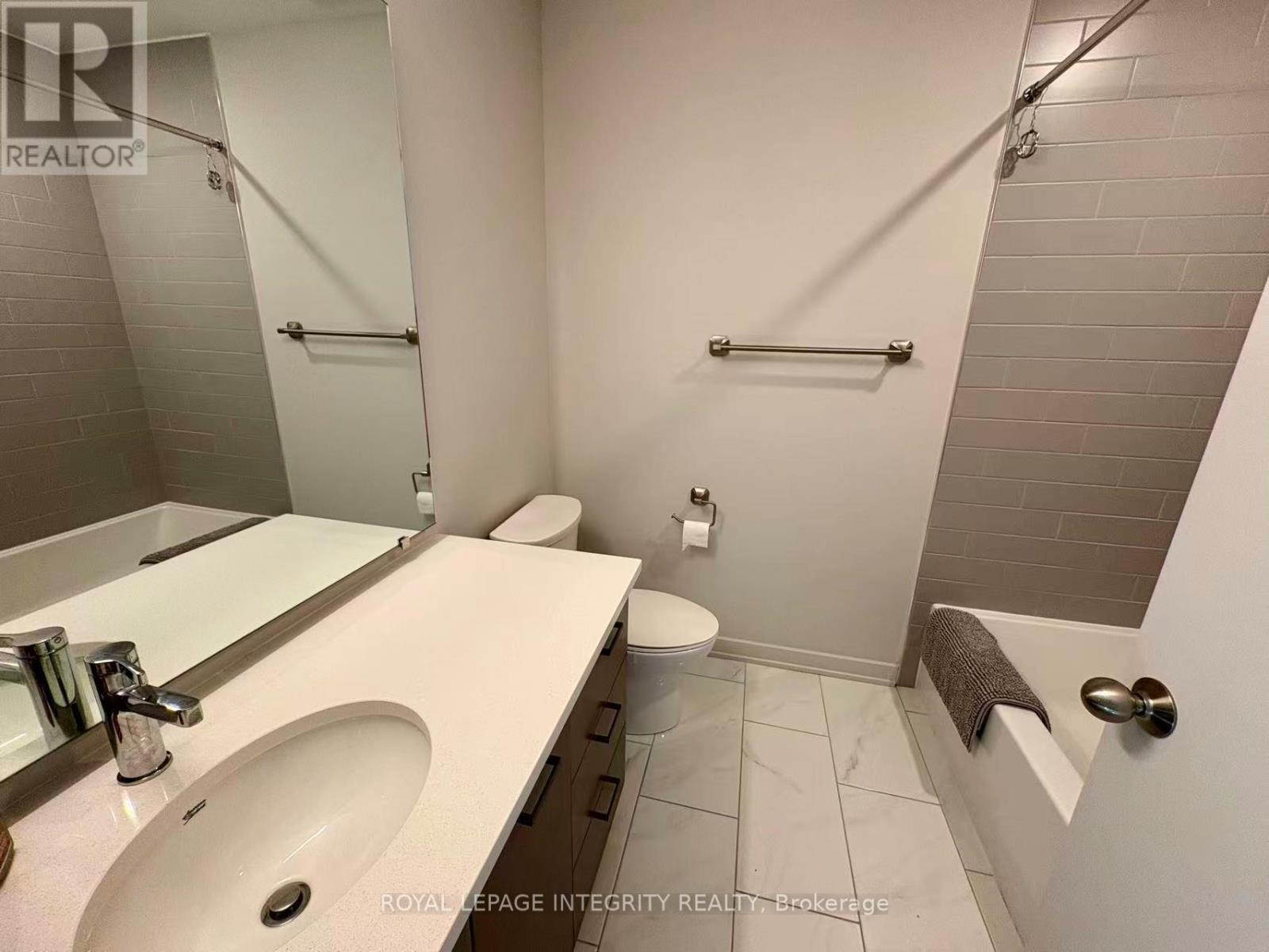 772 Solarium Avenue, Ottawa, ON - Indoor Photo Showing Bathroom