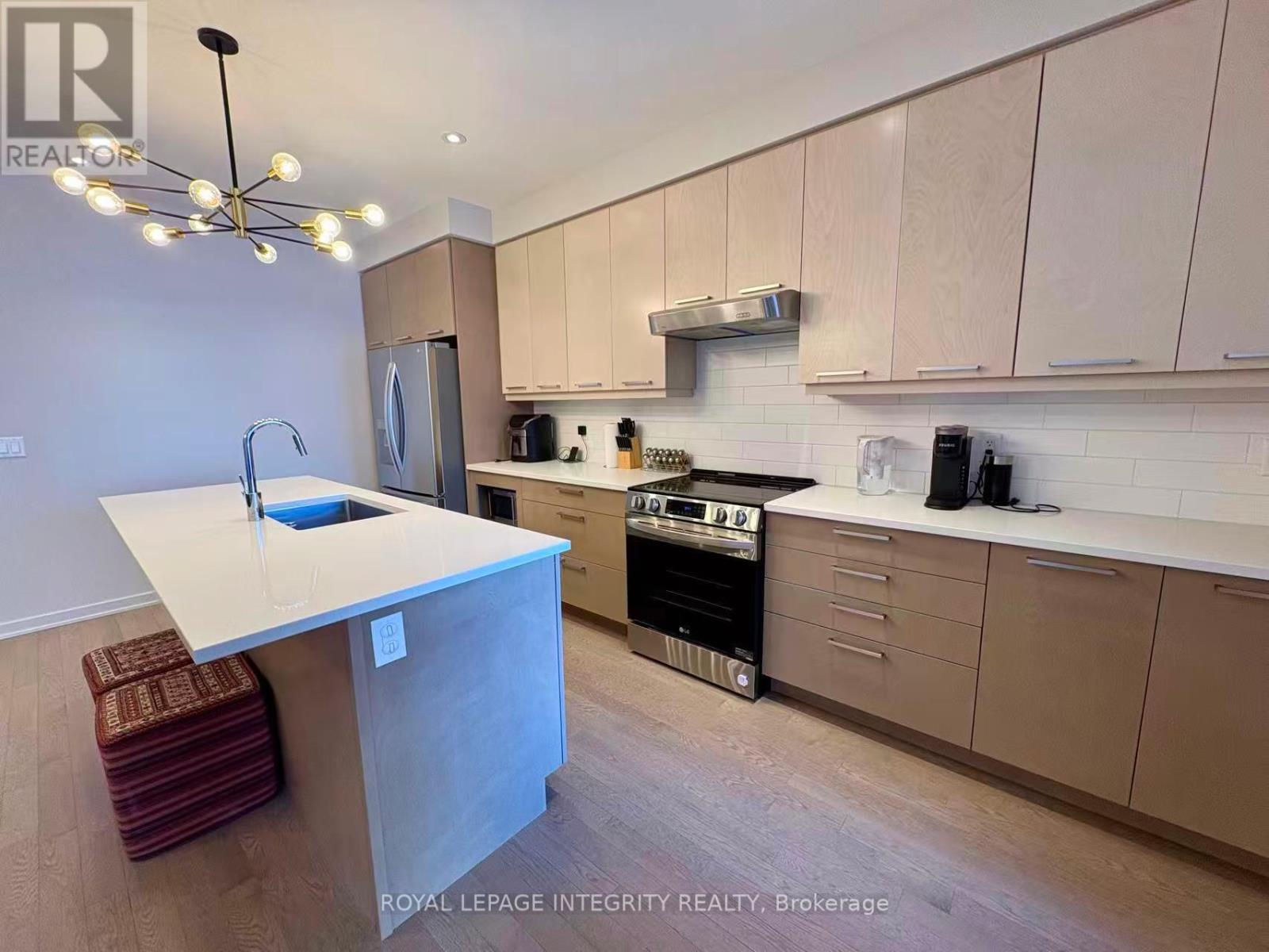 772 Solarium Avenue, Ottawa, ON - Indoor Photo Showing Kitchen
