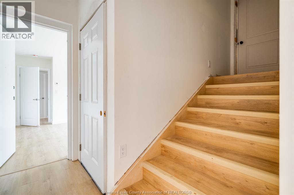 4 Bruce Avenue Unit# 4, Leamington, ON - Indoor Photo Showing Other Room