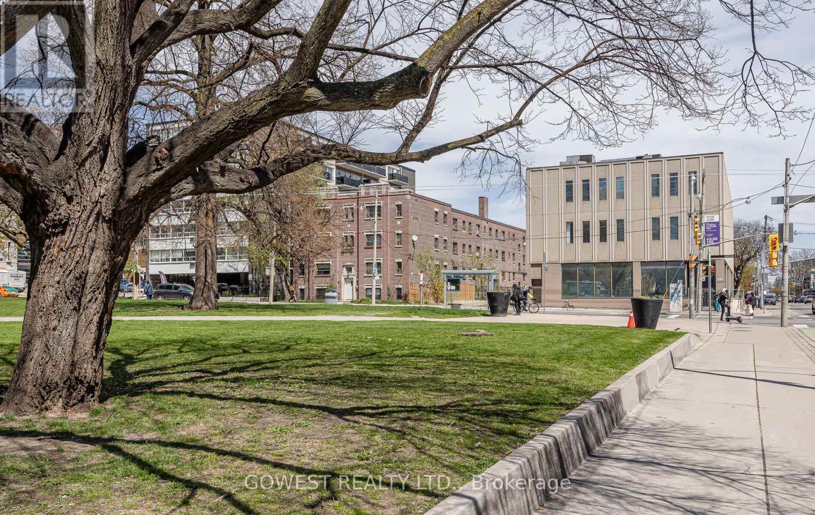 313 Sherbourne Street, Toronto, ON