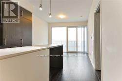5009 - 100 Harbour Street, Toronto, ON - Indoor