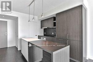 5009 - 100 Harbour Street, Toronto, ON - Indoor Photo Showing Kitchen