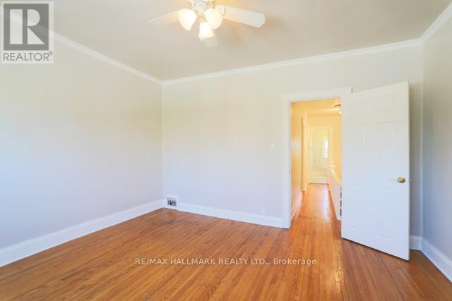 Upper - 1481 Queen Street E, Toronto, ON - Indoor Photo Showing Other Room