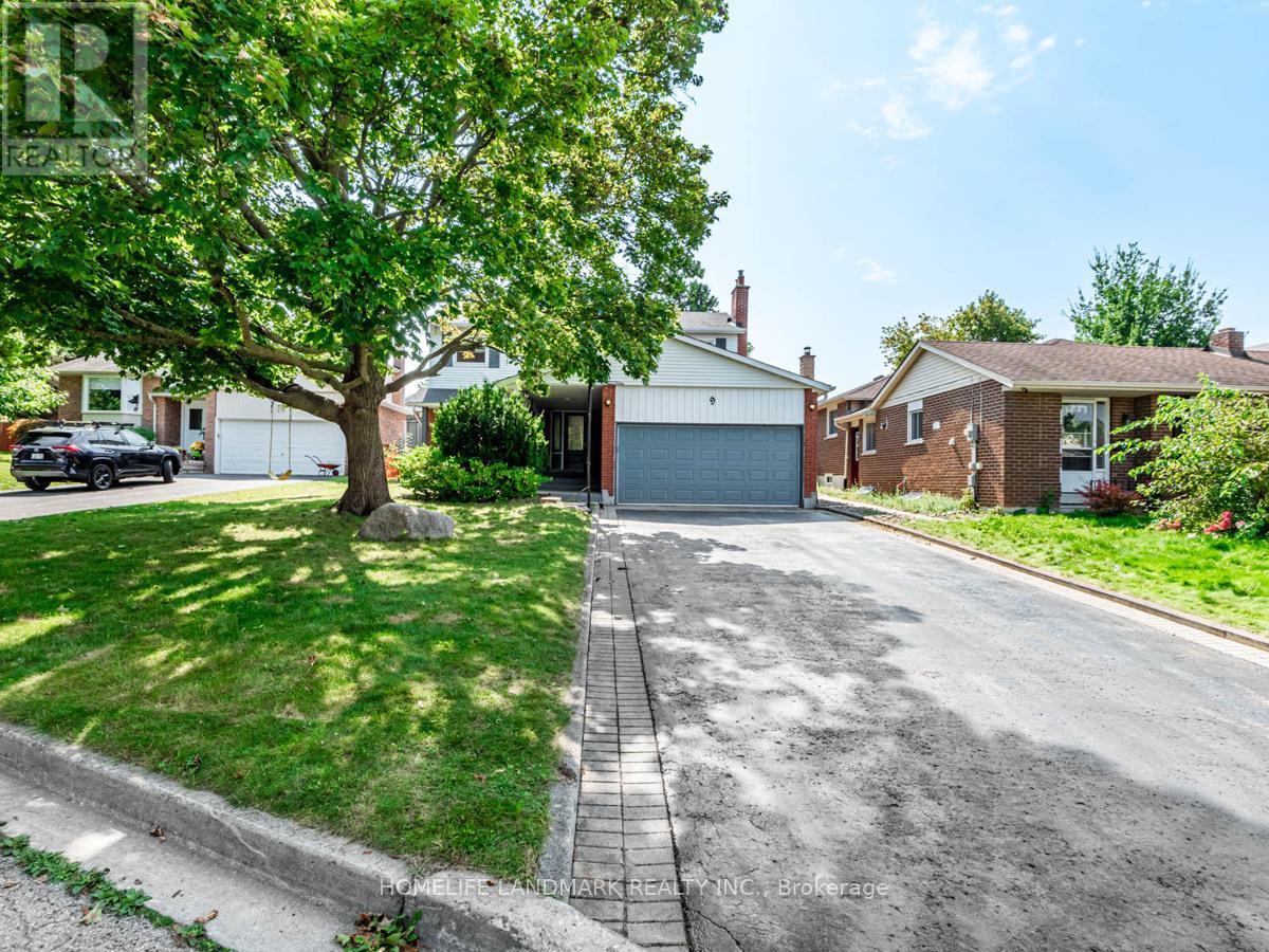 9 Eastman Crescent, Newmarket, ON - Outdoor