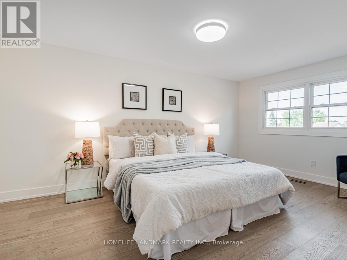 9 Eastman Crescent, Newmarket, ON - Indoor Photo Showing Bedroom