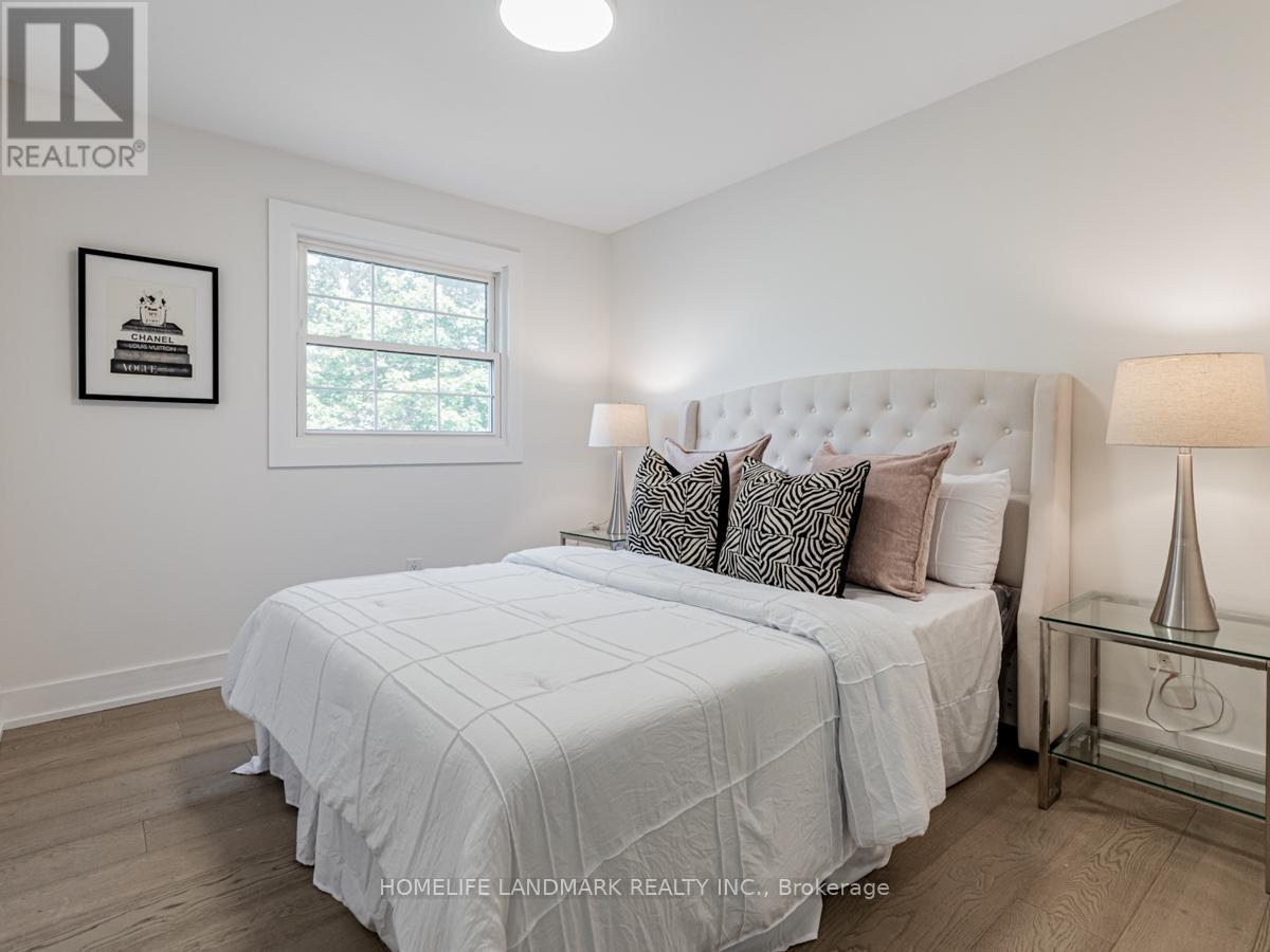 9 Eastman Crescent, Newmarket, ON - Indoor Photo Showing Bedroom