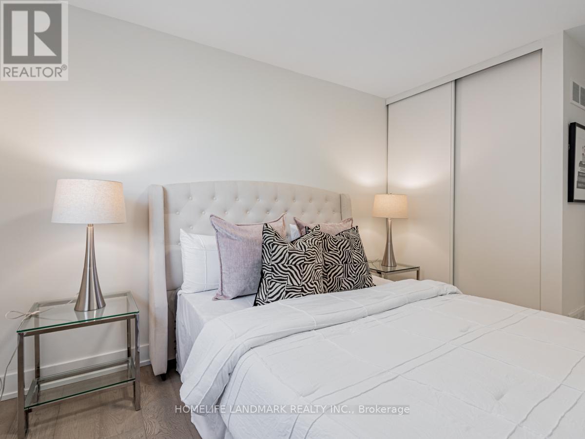 9 Eastman Crescent, Newmarket, ON - Indoor Photo Showing Bedroom