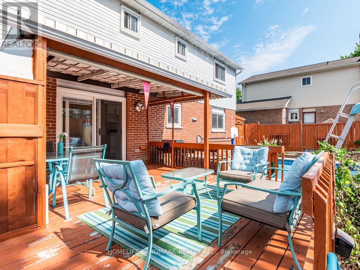 9 Eastman Crescent, Newmarket, ON - Outdoor With Deck Patio Veranda With Exterior
