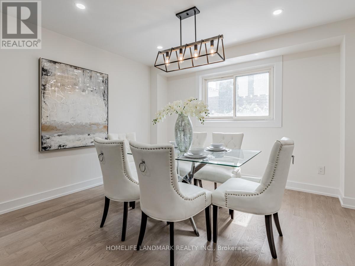 9 Eastman Crescent, Newmarket, ON - Indoor Photo Showing Dining Room