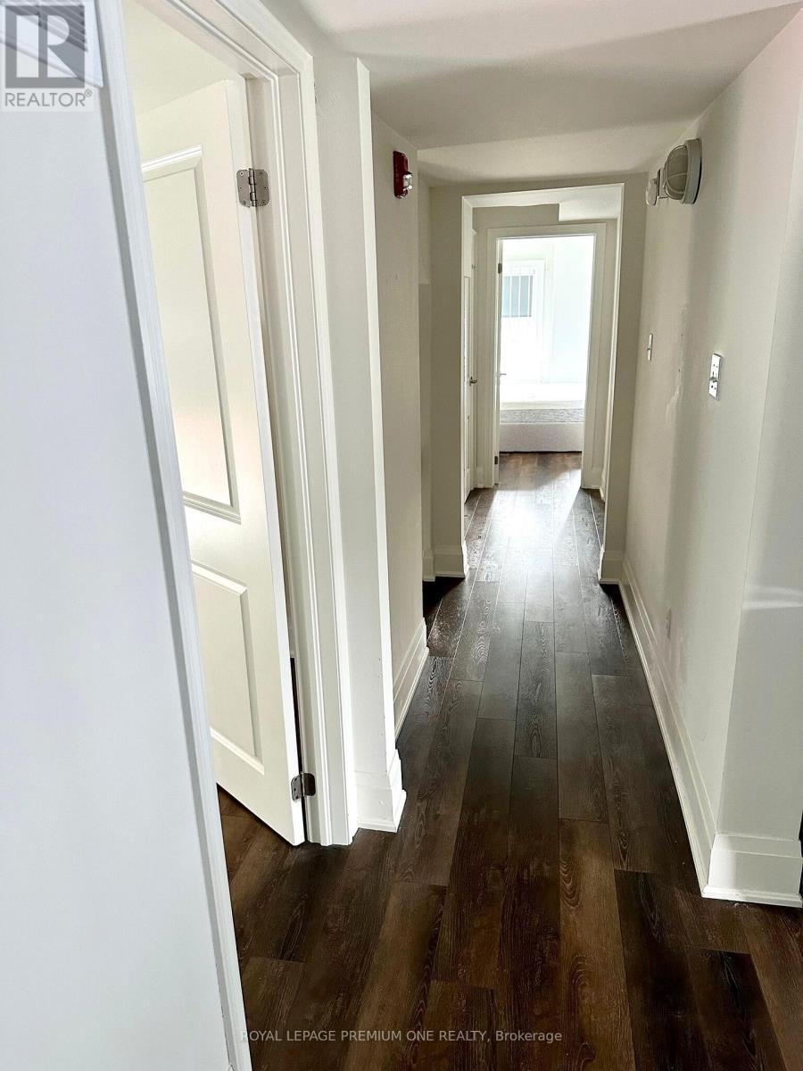 Upper - 10496 Islington Avenue, Vaughan, ON